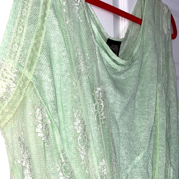 NWOT Free People New Romantics Twist and Shout Tee - Picture 8 of 9